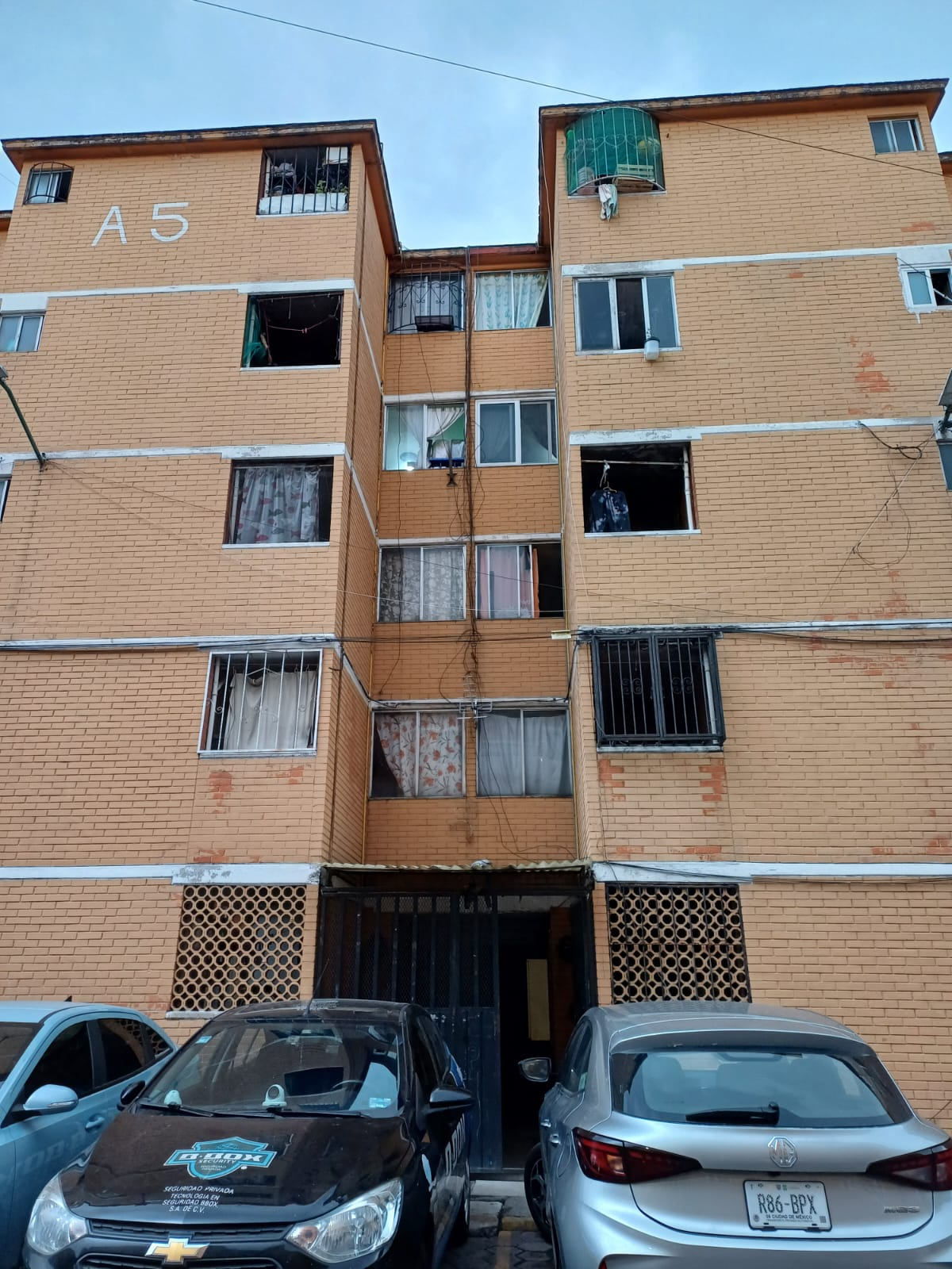 Departamento en venta, ubicado en alcaldia iztapala
caracteristicas
2 recamaras
1 baño
1 estacionamiento
ubicado en el 4to piso
cuenta con cisterna
Aceptamos credito Infonavit, Hipotecario y Recursos propios
Ubicado en avenida palmitas 30 citlalli, alcaldía iztapalapa, ciudad de méxico
a 10 min del metro santa martha
Agenda tu visita!! envia mensaje de whatsapp 55 7454 3480