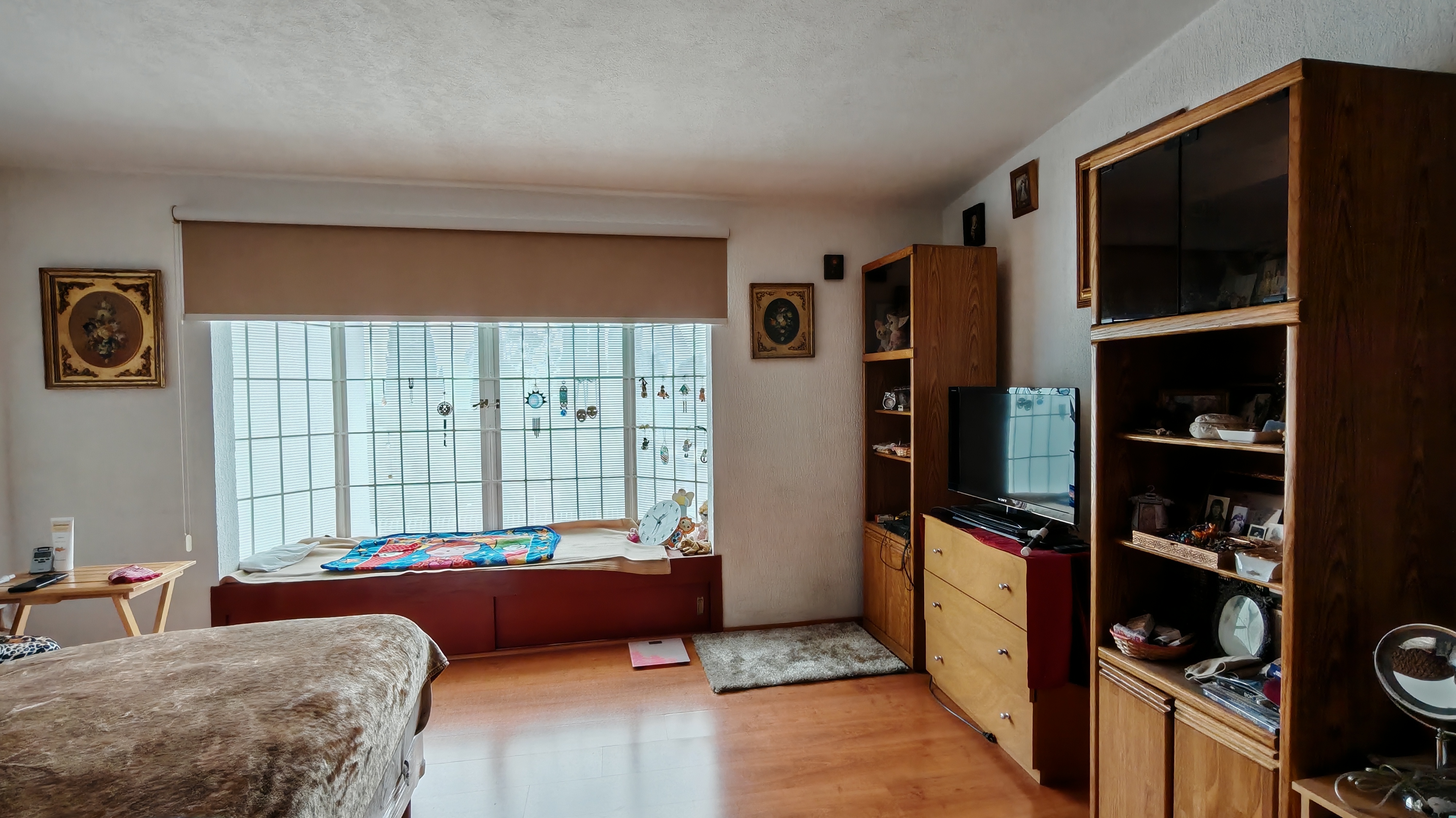 ¡Excelente Casa en Venta!🏬
Sucilá 231 casa 2, Jardines del Ajusco, Tlalpan, CDMX, 14200.
🟠Trato Directo.
🔺 PRECIO VENTA $7.550 M.
⚠️NO BROKERS NI INMOBILIARIAS.

🎯Descripción:
✅ CASA DE 3 PLANTAS.
✅️ SALA / ESTANCIA.
✅ COMEDOR.
✅ COCINA INTEGRAL.
✅ AREA DE LAVADO.
✅ 4 RECÁMARAS AMPLIAS.
✅ 3 BAÑOS COMPLETOS, 1 CON TINA.
✅ ESTACIONAMIENTO PARA 6 AUTOS
✅ PORTON ELECTRICO.
✅ TERRAZA.
✅ CONSTRUCCIÓN 320 M².
✅ TERRENO 280 M².
✅ ANITIGÜEDAD 20 AÑOS, REMODELADA HACE 4 AÑOS
✅ GAS LP.
✅ CUARTO DE SERV