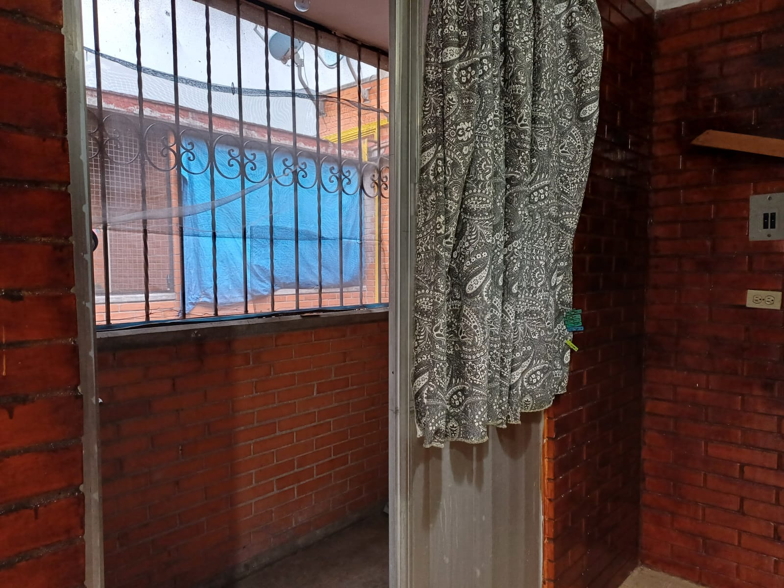 Departamento en venta, ubicado en alcaldia iztapala
caracteristicas
2 recamaras
1 baño
1 estacionamiento
ubicado en el 4to piso
cuenta con cisterna
Aceptamos credito Infonavit, Hipotecario y Recursos propios
Ubicado en avenida palmitas 30 citlalli, alcaldía iztapalapa, ciudad de méxico
a 10 min del metro santa martha
Agenda tu visita!! envia mensaje de whatsapp 55 7454 3480