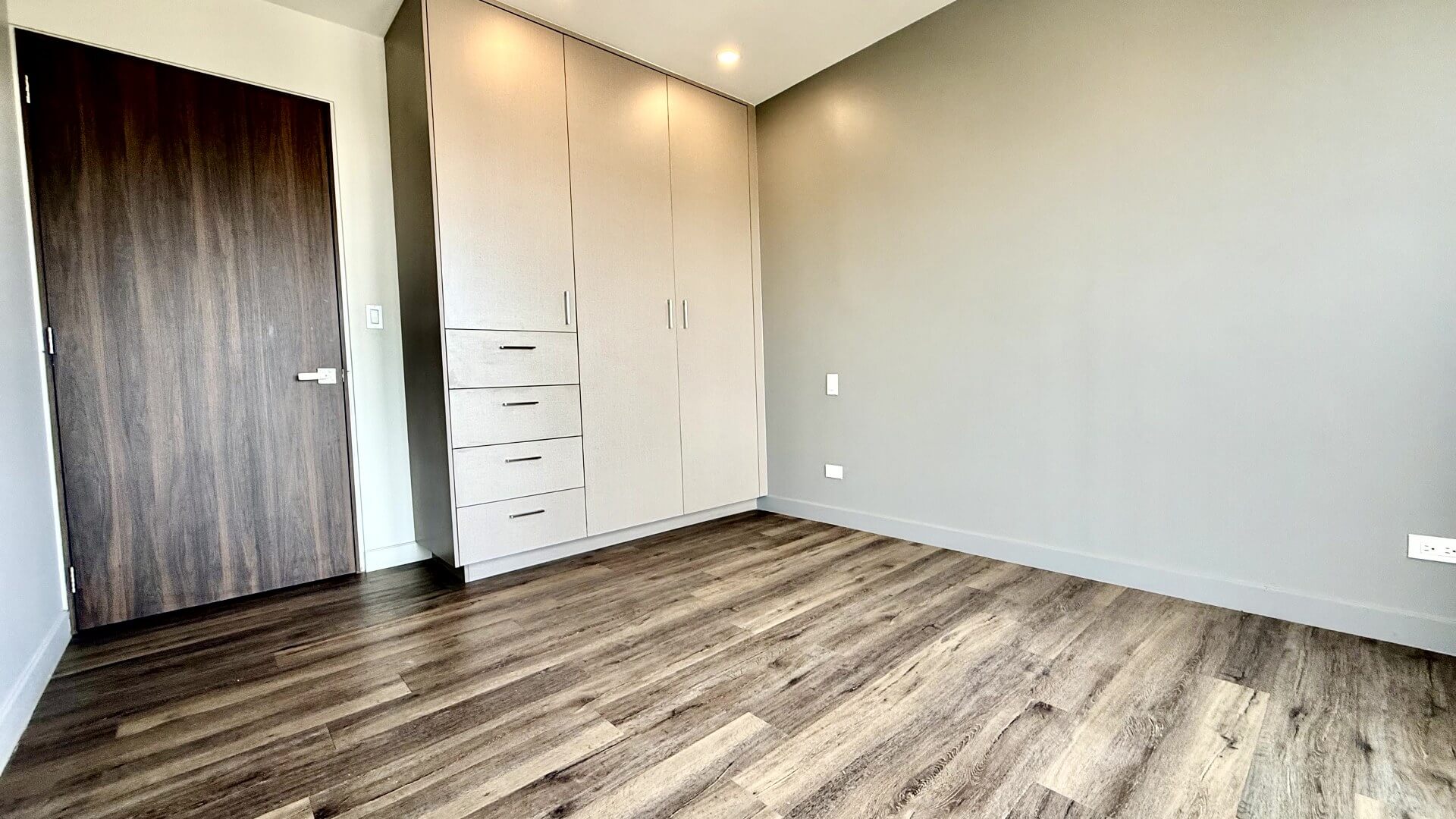Vive en uno de los desarrollos más exclusivos de Tijuana, Juárez Residencial, un proyecto con solo 30 depas distribuidos en 11 niveles, que combina comodidad, diseño y ubicación privilegiada en una de las colonias más tradicionales de la ciudad