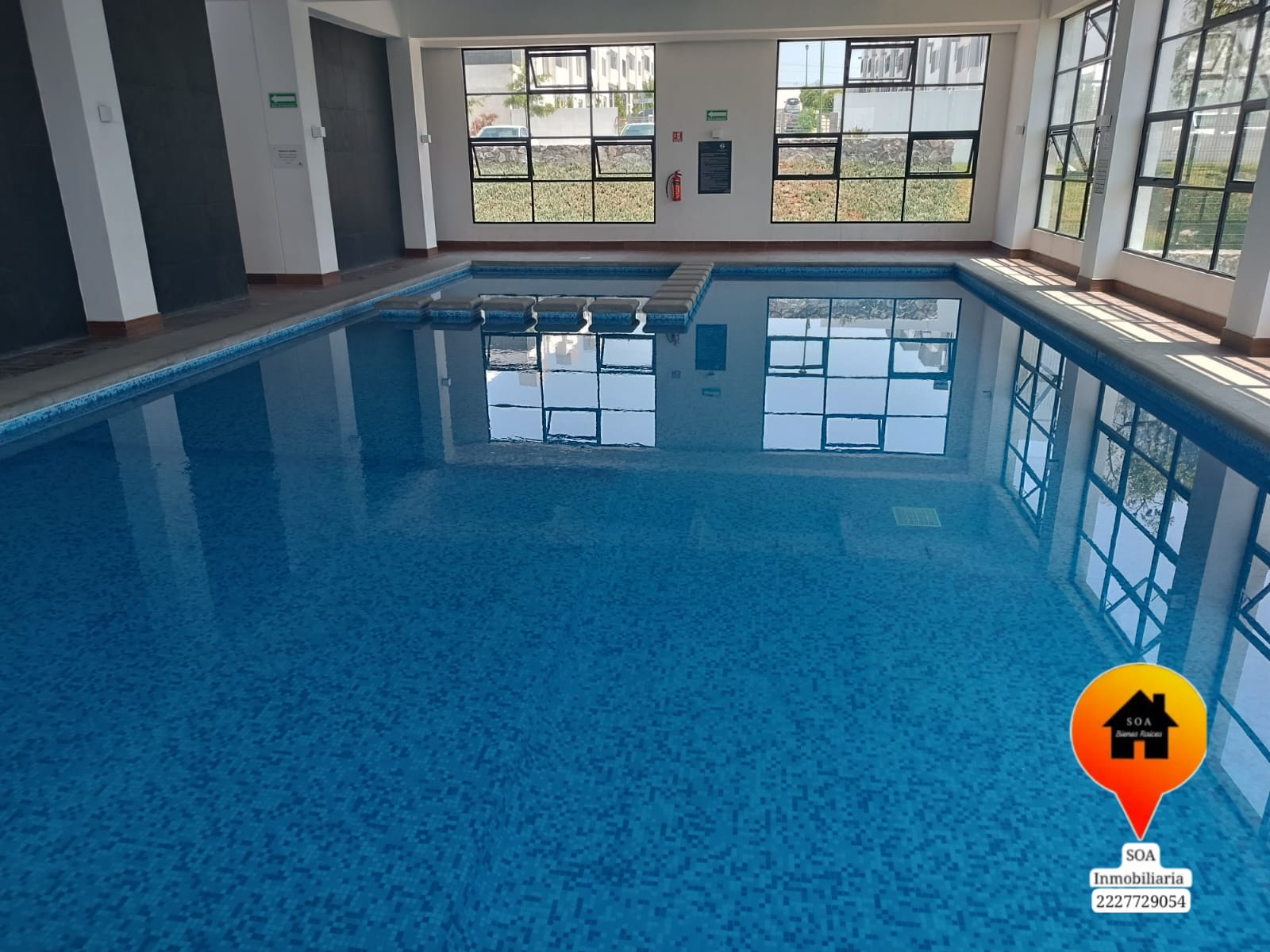 CARACTERISTICAS
-SALA COMEDOR
-2 RECAMARAS
-ESTUDIO.
-COCINA
-AREA DE LAVADO
-BAÑO COMPLETO.
-LUGAR PARA 1 AUTO
-CONSTRUCCION 73 M2
PRECIO: $ 1,300,000.00
SE RECIBEN CREDITOS INFONAVIT, FOVISSSTE, BANCARIO Y CONTADO
FRACCIONAMIENTO CERRADO CON CASETA DE VIGILANCIA,
ALBERCA TECHADA CLIMATIZADA, CASA CLUB, SALON DE USOS MULTIPLES
AREA DE JUEGOS INFANTILES, PALAPAS CON AZADOR.
INMEDIATO A ANILLO PERIFERICO ECOLOGICO, A UNOS MINUTOS DEL PARQUE
ESTATAL FLOR DEL BOSQUE Y CARRETERA FEDERAL TEHUACAN P