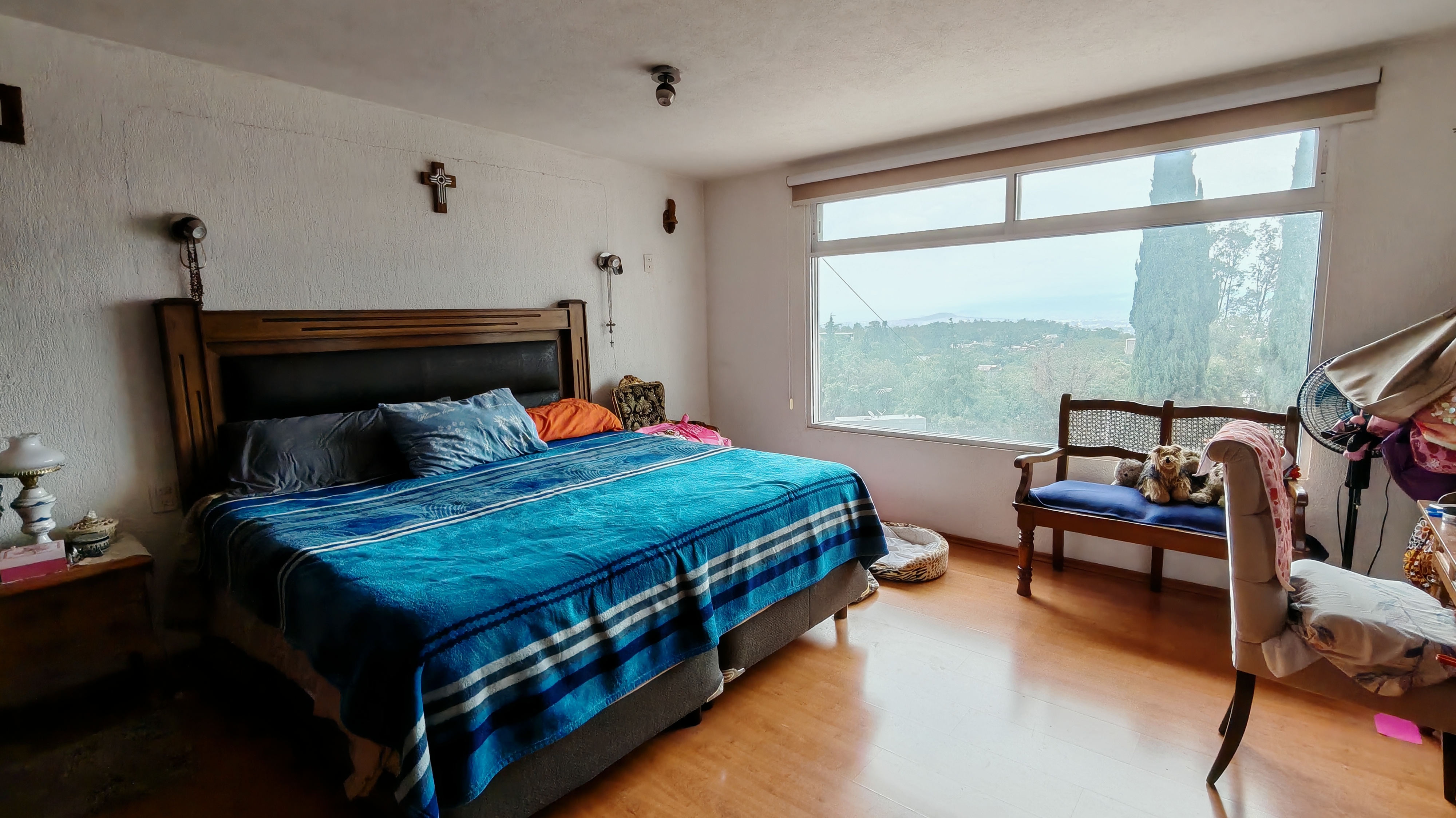 ¡Excelente Casa en Venta!🏬
Sucilá 231 casa 2, Jardines del Ajusco, Tlalpan, CDMX, 14200.
🟠Trato Directo.
🔺 PRECIO VENTA $7.550 M.
⚠️NO BROKERS NI INMOBILIARIAS.

🎯Descripción:
✅ CASA DE 3 PLANTAS.
✅️ SALA / ESTANCIA.
✅ COMEDOR.
✅ COCINA INTEGRAL.
✅ AREA DE LAVADO.
✅ 4 RECÁMARAS AMPLIAS.
✅ 3 BAÑOS COMPLETOS, 1 CON TINA.
✅ ESTACIONAMIENTO PARA 6 AUTOS
✅ PORTON ELECTRICO.
✅ TERRAZA.
✅ CONSTRUCCIÓN 320 M².
✅ TERRENO 280 M².
✅ ANITIGÜEDAD 20 AÑOS, REMODELADA HACE 4 AÑOS
✅ GAS LP.
✅ CUARTO DE SERV