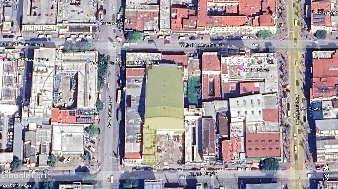 Edificio en Venta en Zona Centro
Descripción General:
• Uso Original: Este edificio fue anteriormente un cine y quedó en remodelación para convertirse en un Teatro de la Ciudad.
• Niveles de Construcción: Dos niveles amplios con múltiples espacios funcionales.
Venta USD $2,300,000 dlls