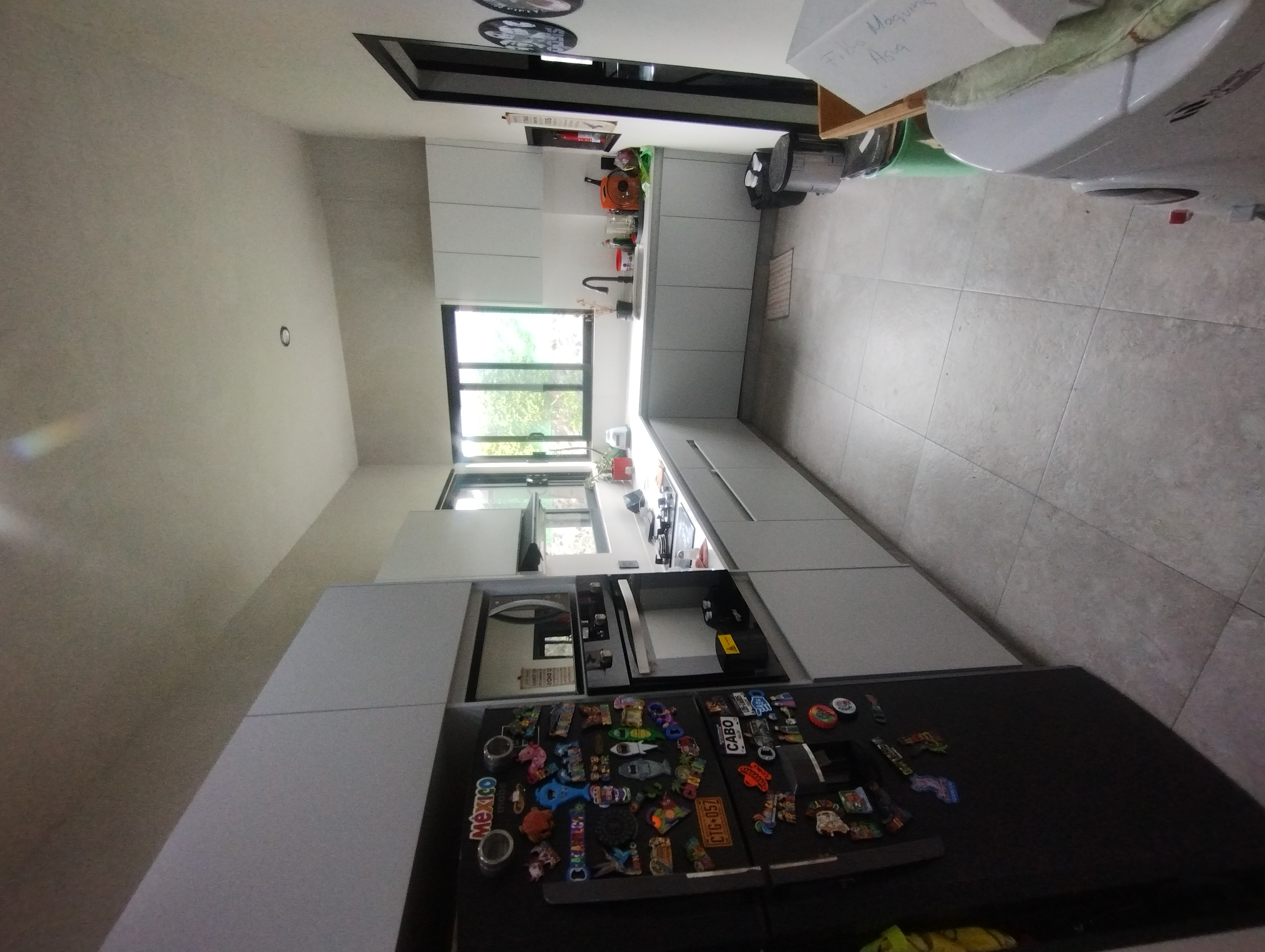 Casi 2 años de antigüedad estilo moderno industrial acabado en microcemento para mantener fresco el interior aún con calor extremo, cantera en fachada.
400 M2 de Terreno
300 M2 de construcción 
3 estacionamientos 
Bardas perimetrales de piedra volcánica 
Alberca acabado chukum tipo jacuzzi 
Cocina integral cuarzo
Cuarto de lavado
Cisterna 8 mil litros
Cistema de captación de agua 
cisterna de 5 mil litros 
Sistema de ahorro de agua en regaderas
Sistema híbrido de energia