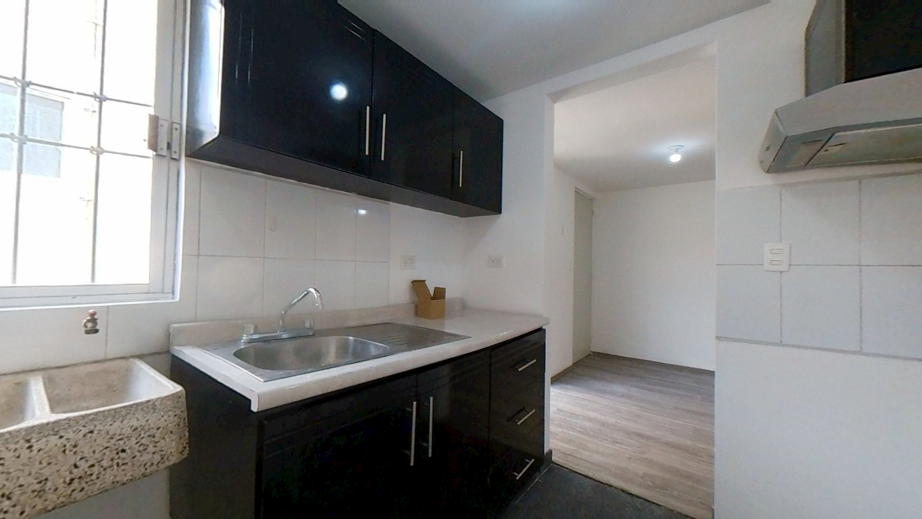 Departamento en venta en Colonia Valle Gomez, Alcaldia Cuauhtemoc, CDMX
Caracteristicas
42 mts2
2 Recamaras
1 Baño
Zona de lavannderia
Piso 3 cuenta con elevador
Ubicado a 5 min del metrobus Misterios
A unas cuadras del circuit interior y metro Valle Gomez
💸 Precio: $1,748,000
✅ No incluye gastos de escrituración
📲 ¿Te interesa? ¡Contáctanos por WhatsApp!
📞 55 7454 3480
👨💼 Lic. Ezequiel Sánchez
📅 ¡Agenda tu visita hoy!