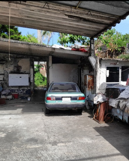 Disponible
Terreno
Céntrico
Ubicado en la
Colonia 21 de abril
Cuenta con algunas construcciones, como se ve en las fotos
Una casa de un nivel
Las medidas son
Ancho
10.50 m
X
50 m
Fondo
Su Precio es de
$ 1,300,000
Escuchamos propuestas
Puedes agendar una cita al
229 413 3116