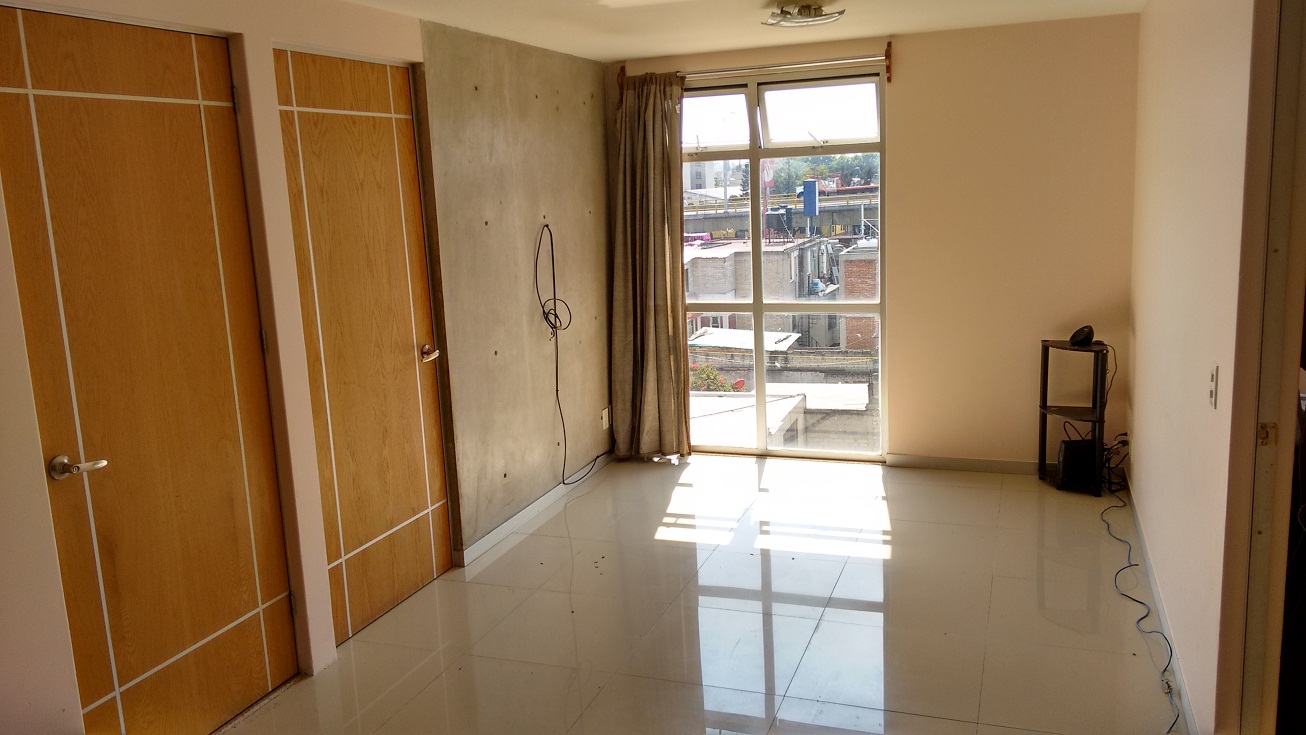 A 1 calle del metro, 4o piso, 2 recamaras, 2 baños completos, cocina integral, comedor, cuarto de lavado, 1 estacionamiento elevauto, seguridad 24 hrs, elevador, salón de fiestas, roof garden común, mayores informes 5510493994