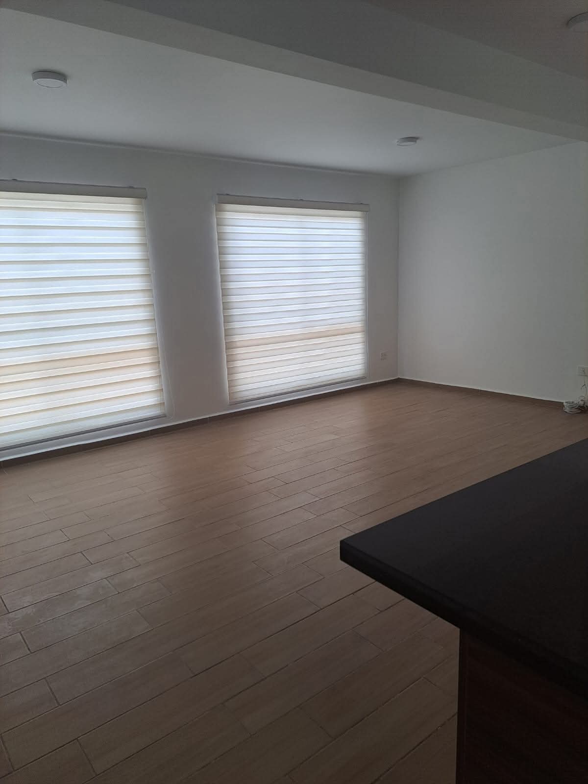 Precio: $12,800.00
Descripción:
2 recámaras con closet
Sala / Comedor
2 baños completos
Cocina integral
Cuarto de lavado
En planta baja
Vigilancia 24 hrs
1 cajón de estacionamiento
Mantenimiento incluido.
Superficie 72 m².
Gas Natural.
Whatsapp: 55-5101-9772
contactomedranobr@gmail.com