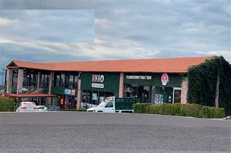 Vendo excelente oportunidad, terreno en fraccionamiento La Joya, en Haras del Bosque a unos pasos de la segunda entrada
de Haras. Fácil acceso a Periférico, Federal a Tehuacán y Autopista México Puebla.
CONTACTO: 2221767909
Haras es un fraccionamiento con un concepto de vida natural, cerca del bosque.
CONTACTO: 2221767909
El terreno se encuentra en el fraccionamiento La Joya
De forma rectangular, con amplio frente
Cuenta con 800 m2
20 metros de frente
40 metros de fondo
Negociable